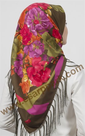 Piramit Püsküllü Eşarp 111-0025-04