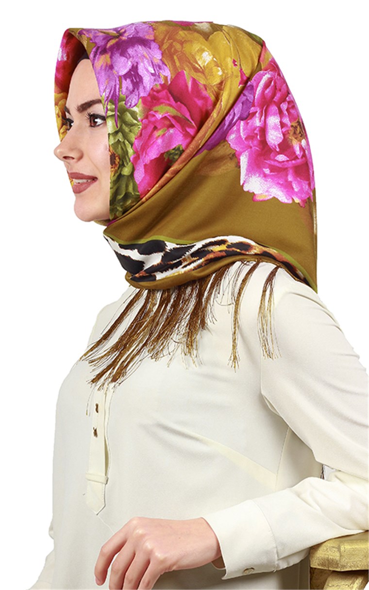 111-0017-07 PİRAMİT PÜSKÜLLÜ EŞARP