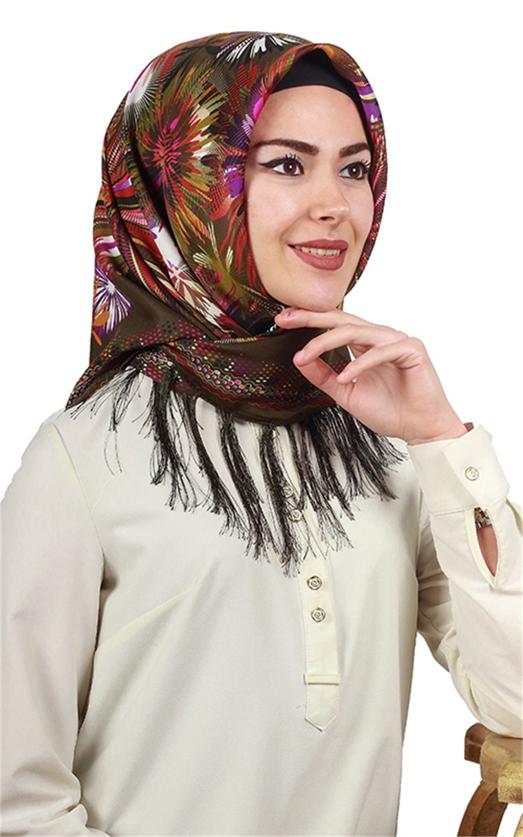 111-0020-05 PİRAMİT PÜSKÜLLÜ EŞARP