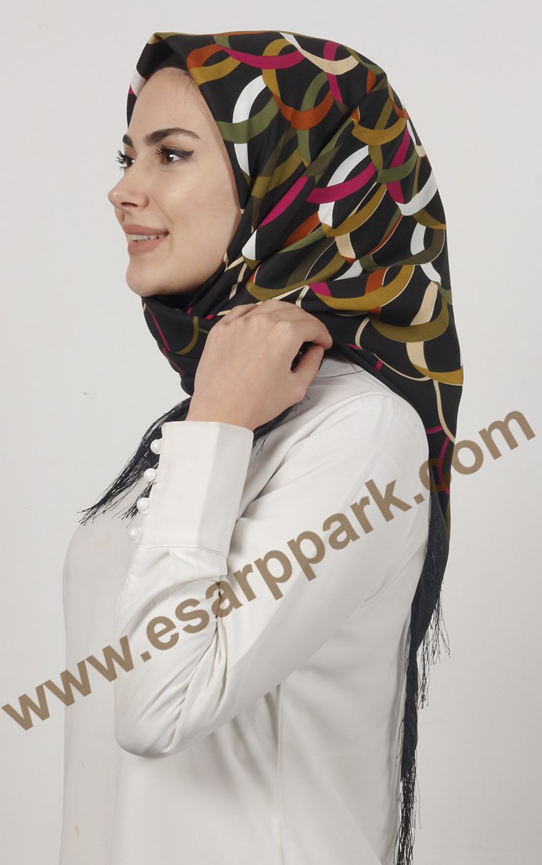 111-0006-06 PİRAMİT PÜSKÜLLÜ EŞARP 