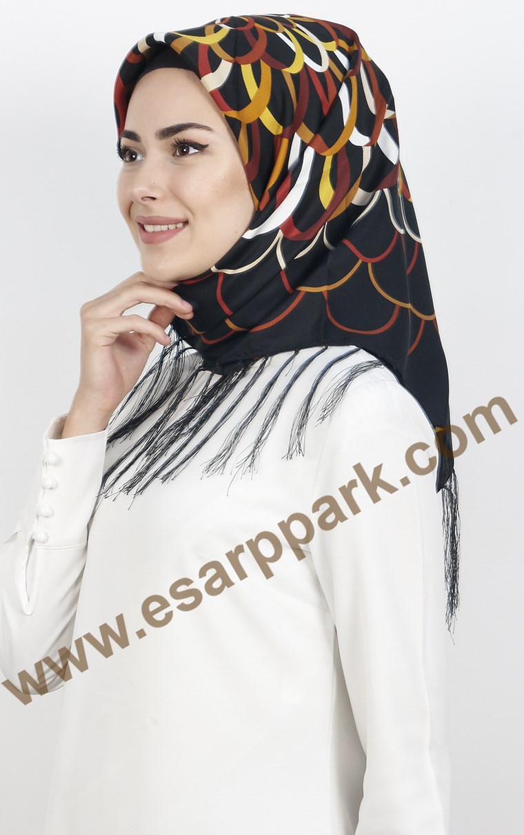 111-0015-05 PİRAMİT PÜSKÜLLÜ EŞARP