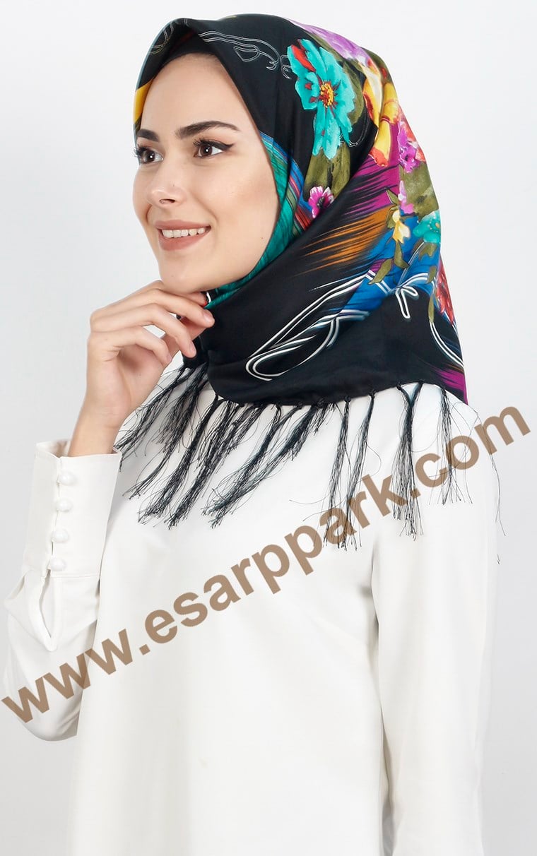 111-0016-08 PİRAMİT PÜSKÜLLÜ EŞARP