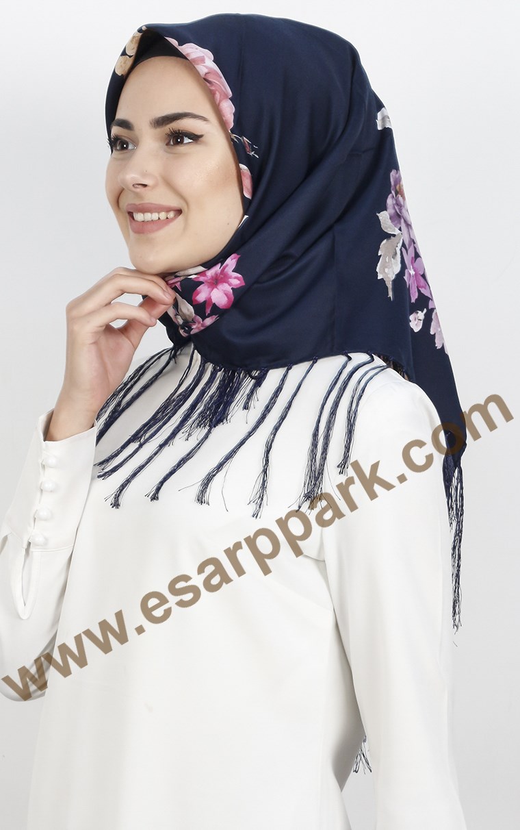 111-0021-08 PİRAMİT PÜSKÜLLÜ EŞARP