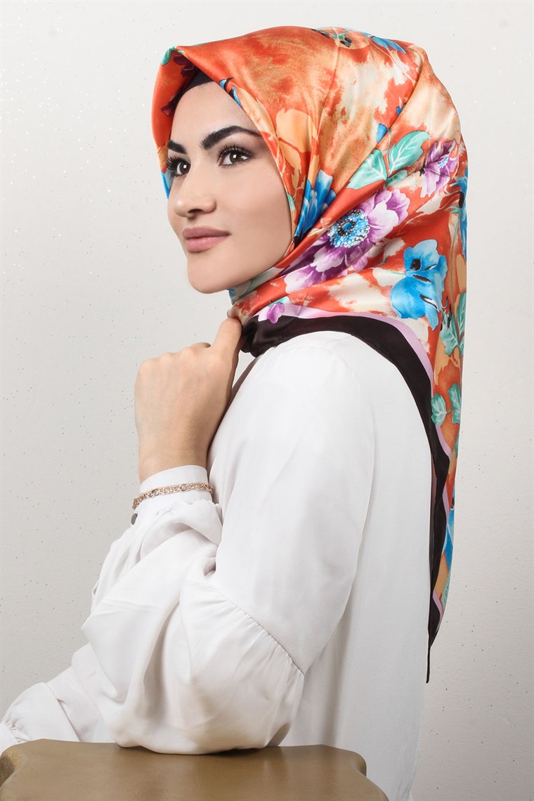 4534-11 ARMİNE İPEK KIRMIZI SİYAH