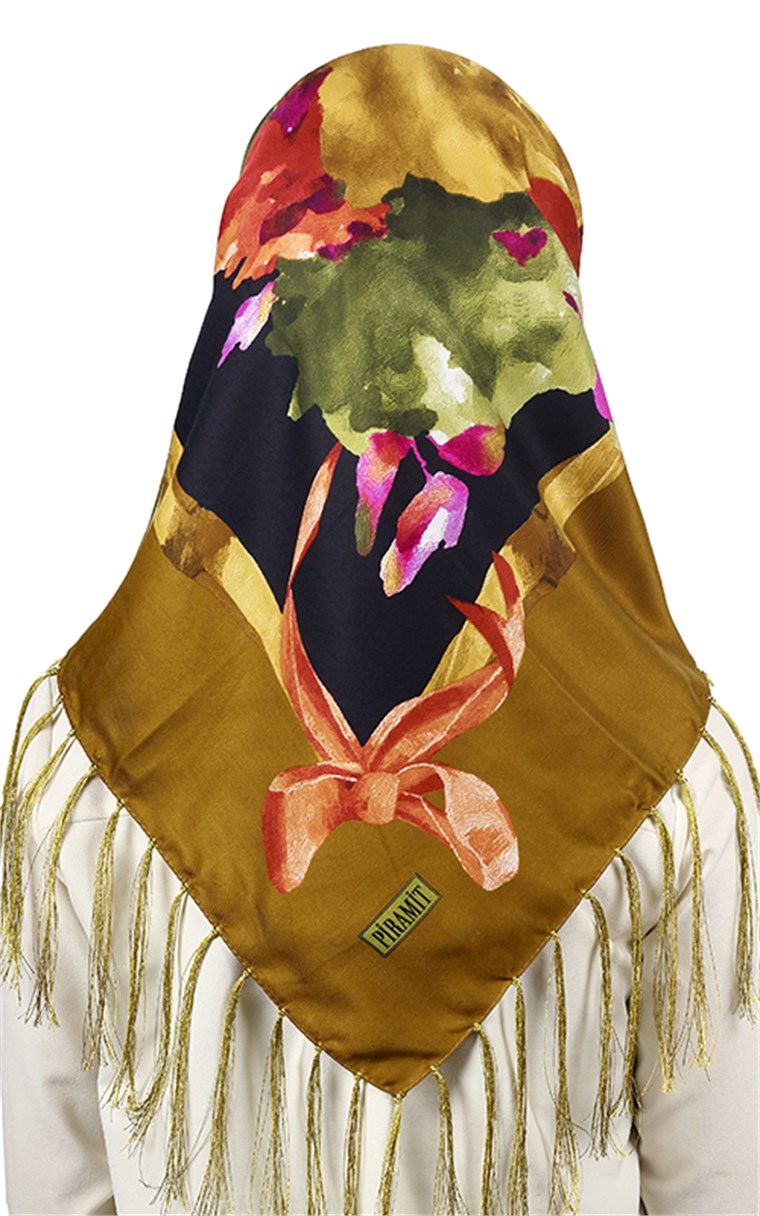 111-0018-02 PİRAMİT PÜSKÜLLÜ EŞARP