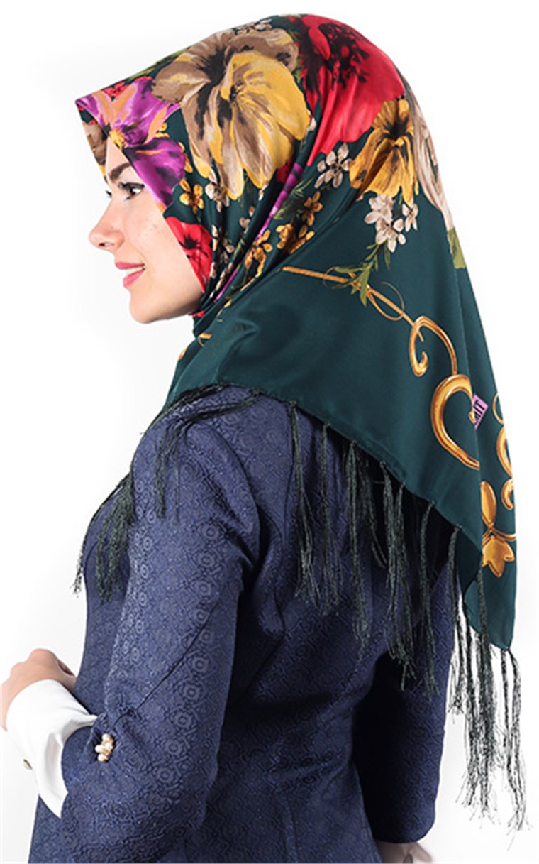 111-0011-14  PİRAMİT PÜSKÜLLÜ EŞARP