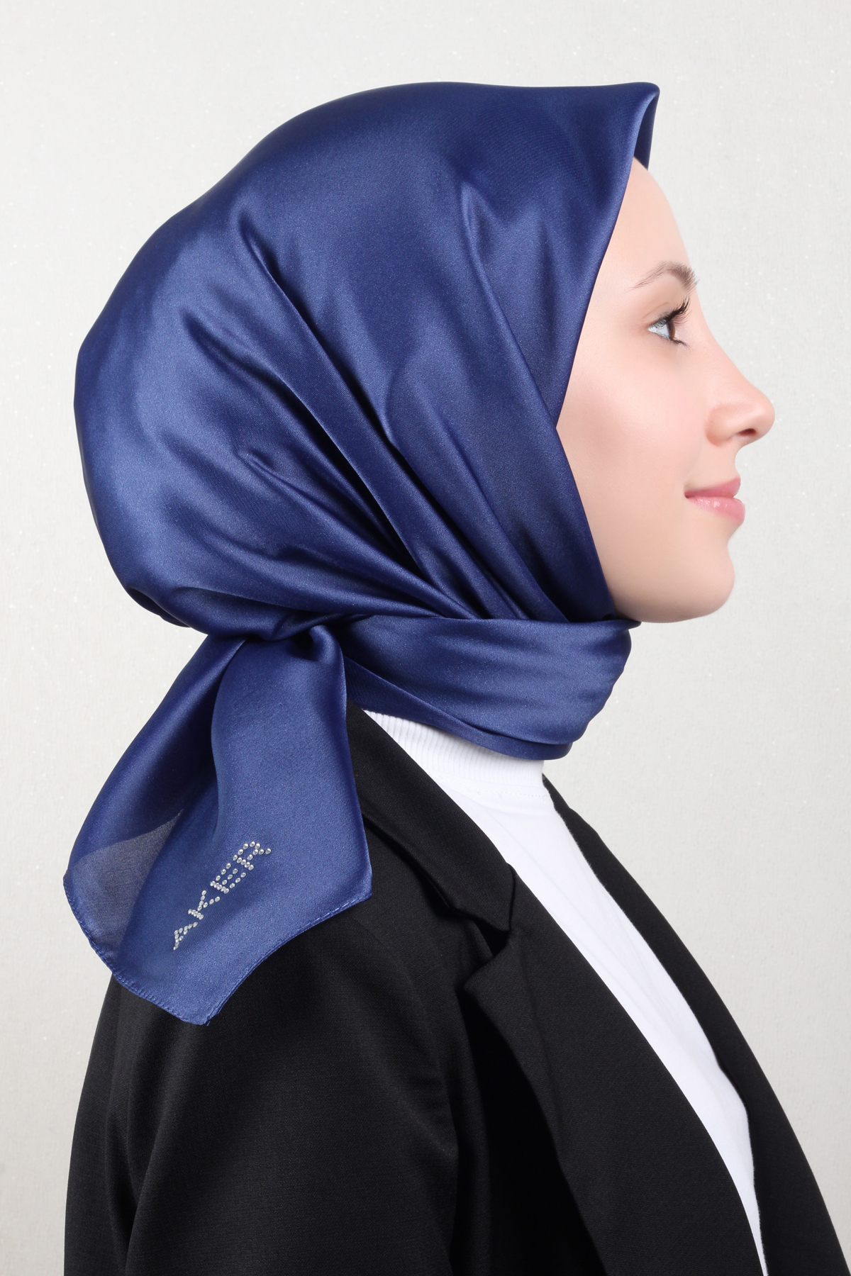 Aker Kristal Eşarp 1070900-922 Gece Mavisi