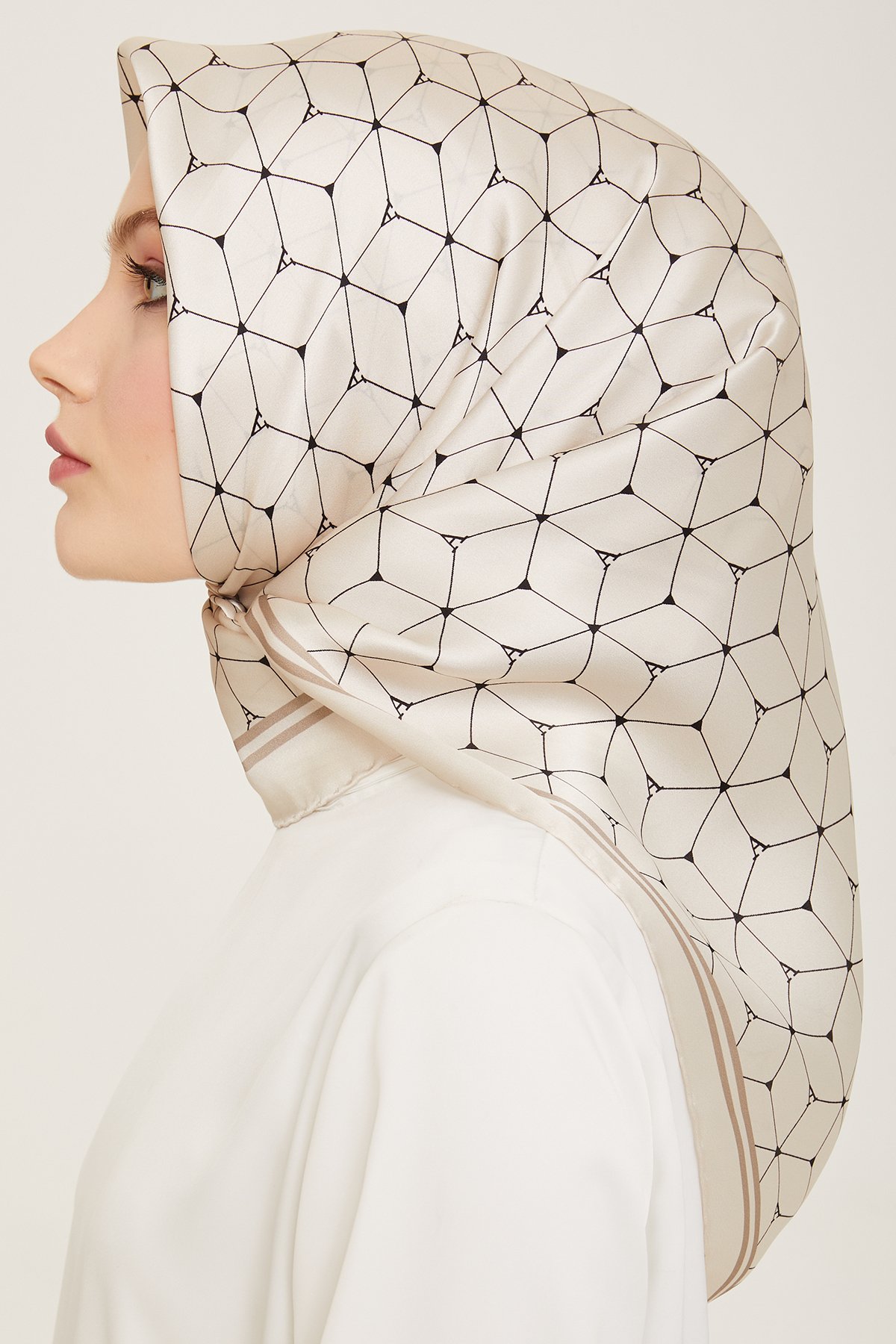 Armine 24 Yaz 9166-01