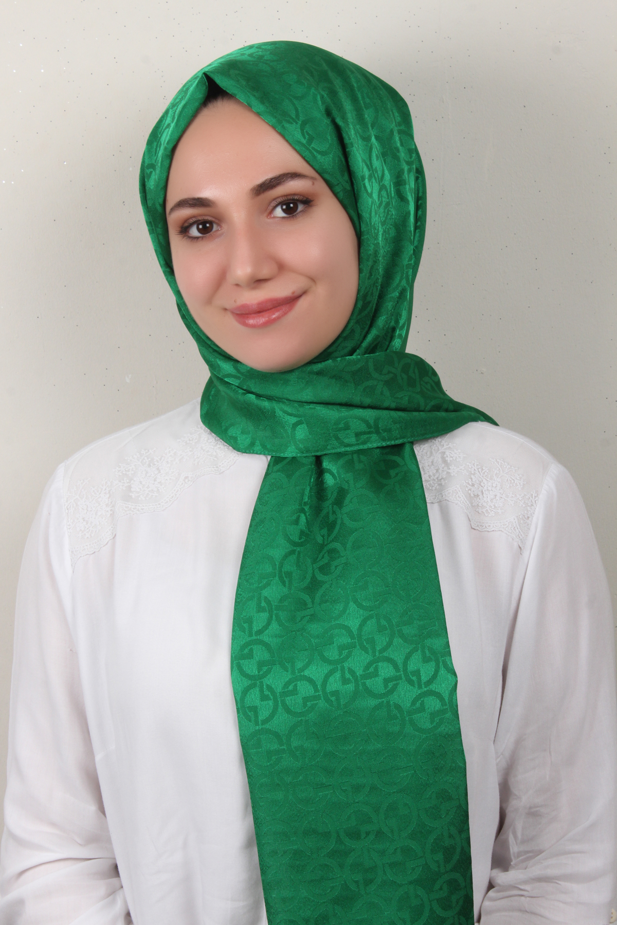 Armine Jakar İpeksi Şal 3107-7 Benetton