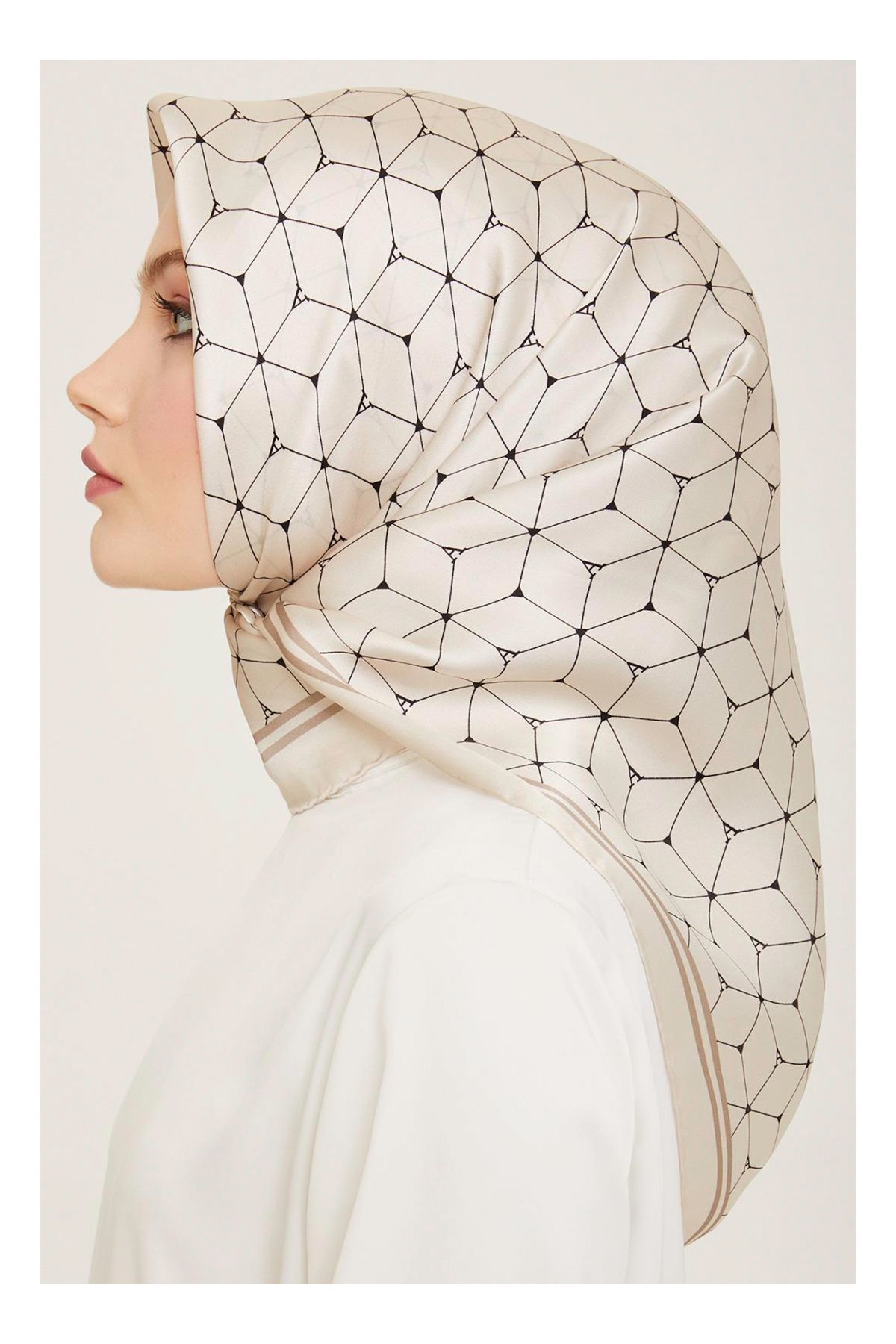 Armine Nostalji İpek Eşarp 91666-01