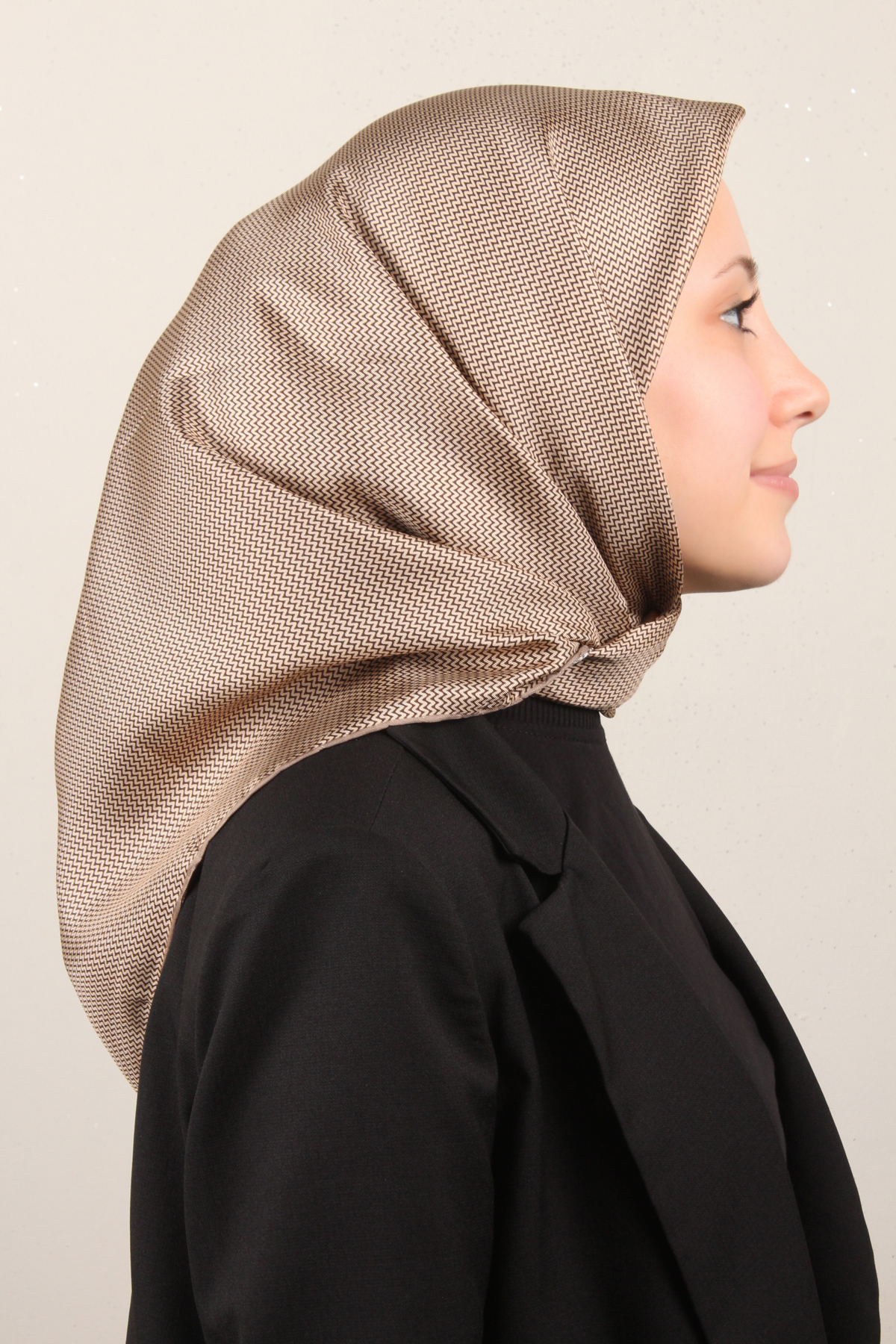 Belli Twil İpek Eşarp 4007-01 Sütlü Kahve