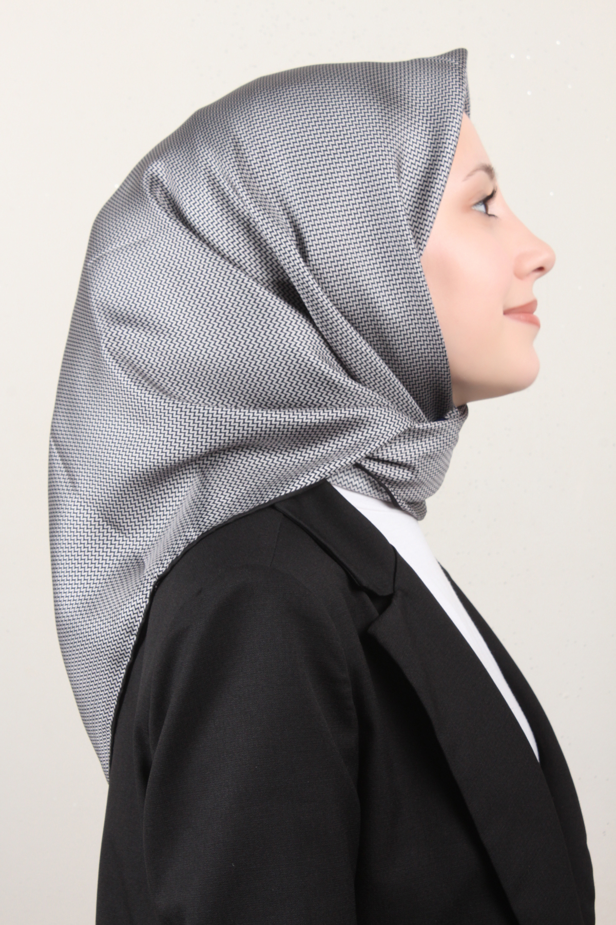 Belli Twil İpek Eşarp 4007-84 Gri