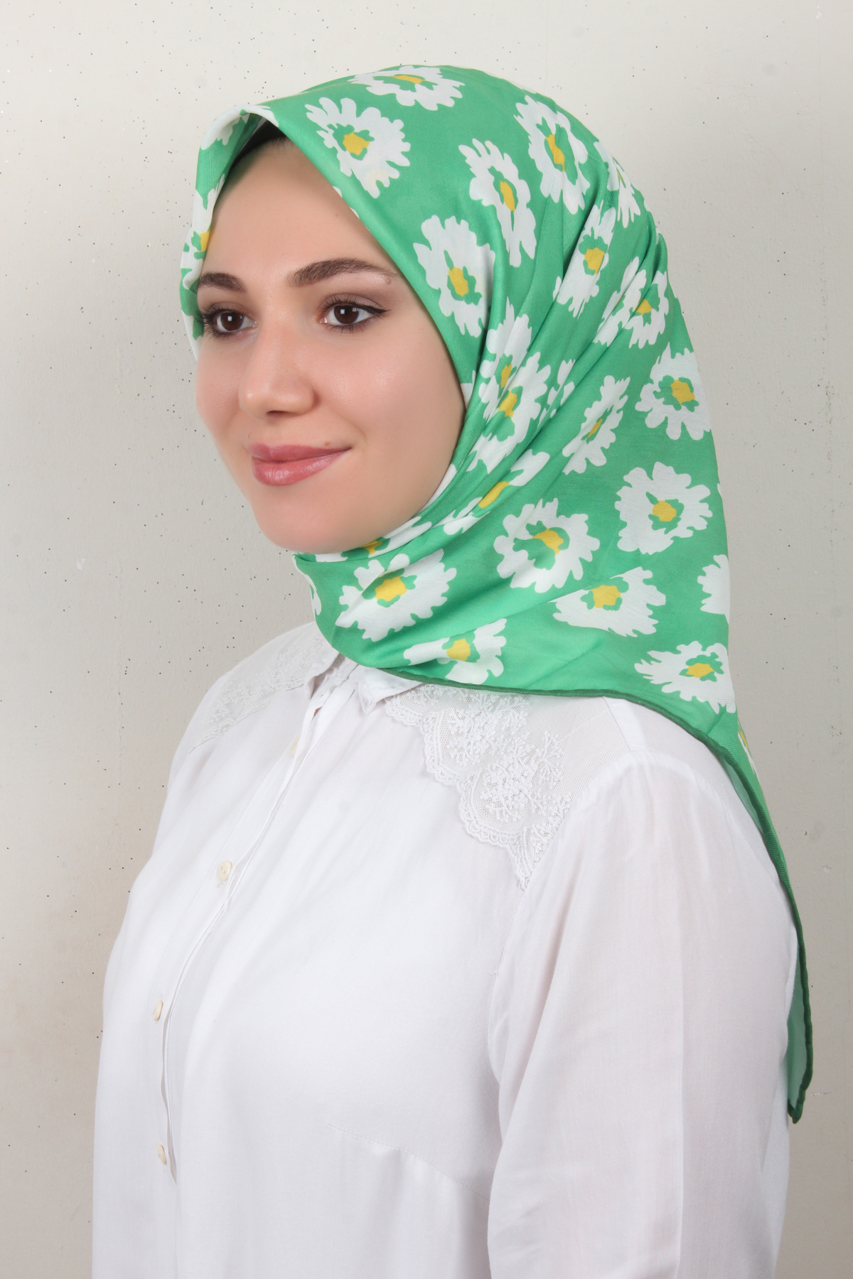 Gloria Eşarp 3084-13 Benetton