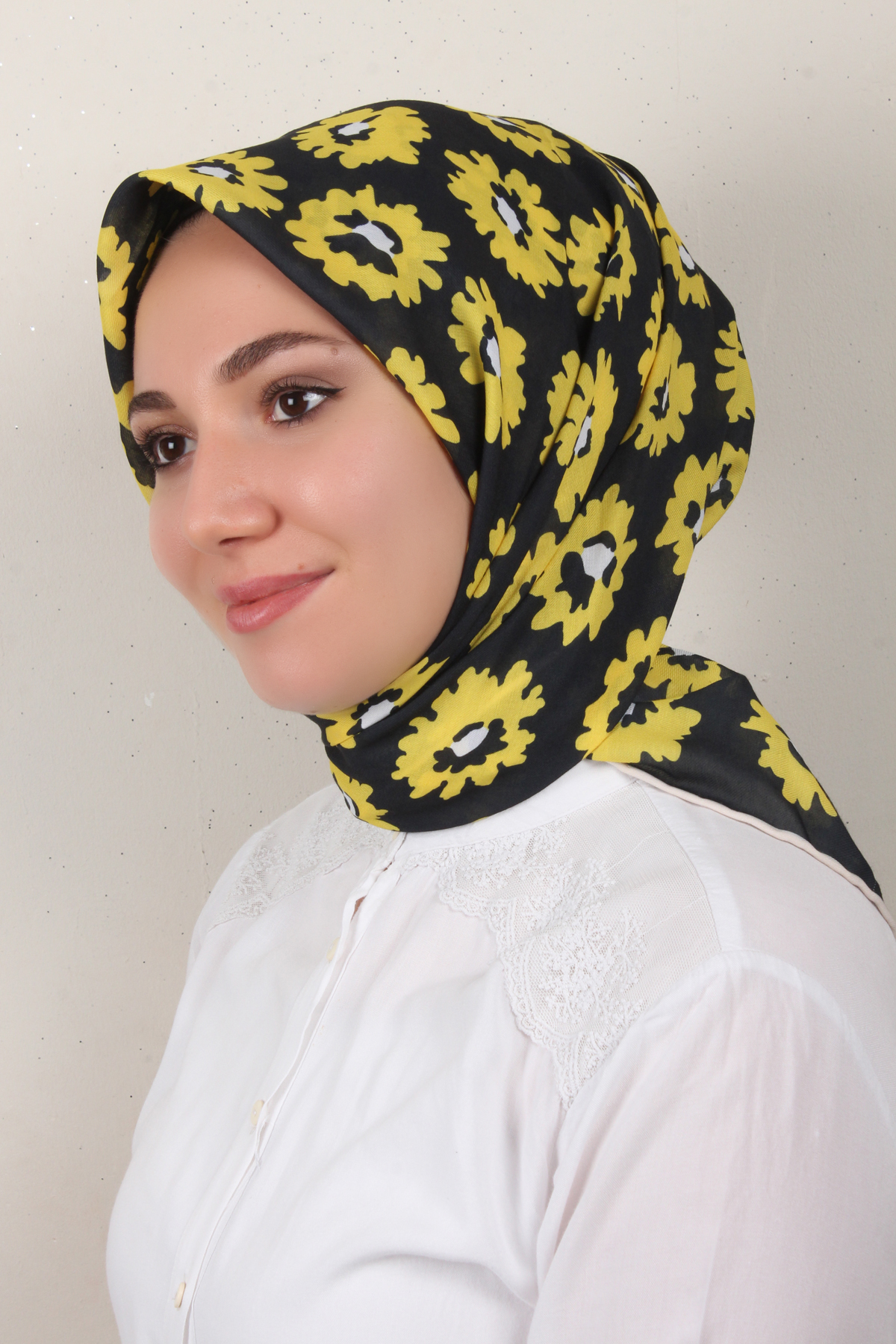 Gloria Eşarp 3084-3 Siyah-Sarı