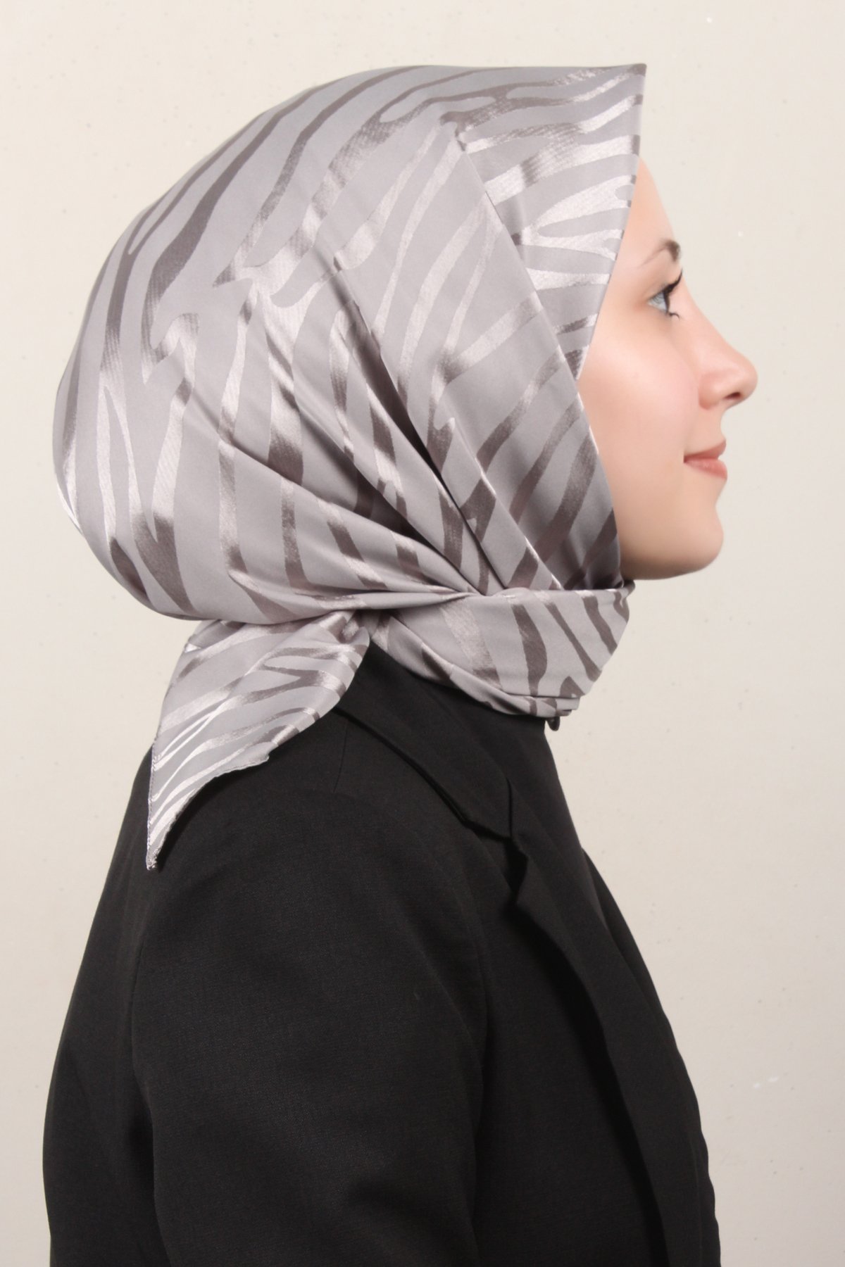 Golden Jakar Eşarp 4136-16 Duman