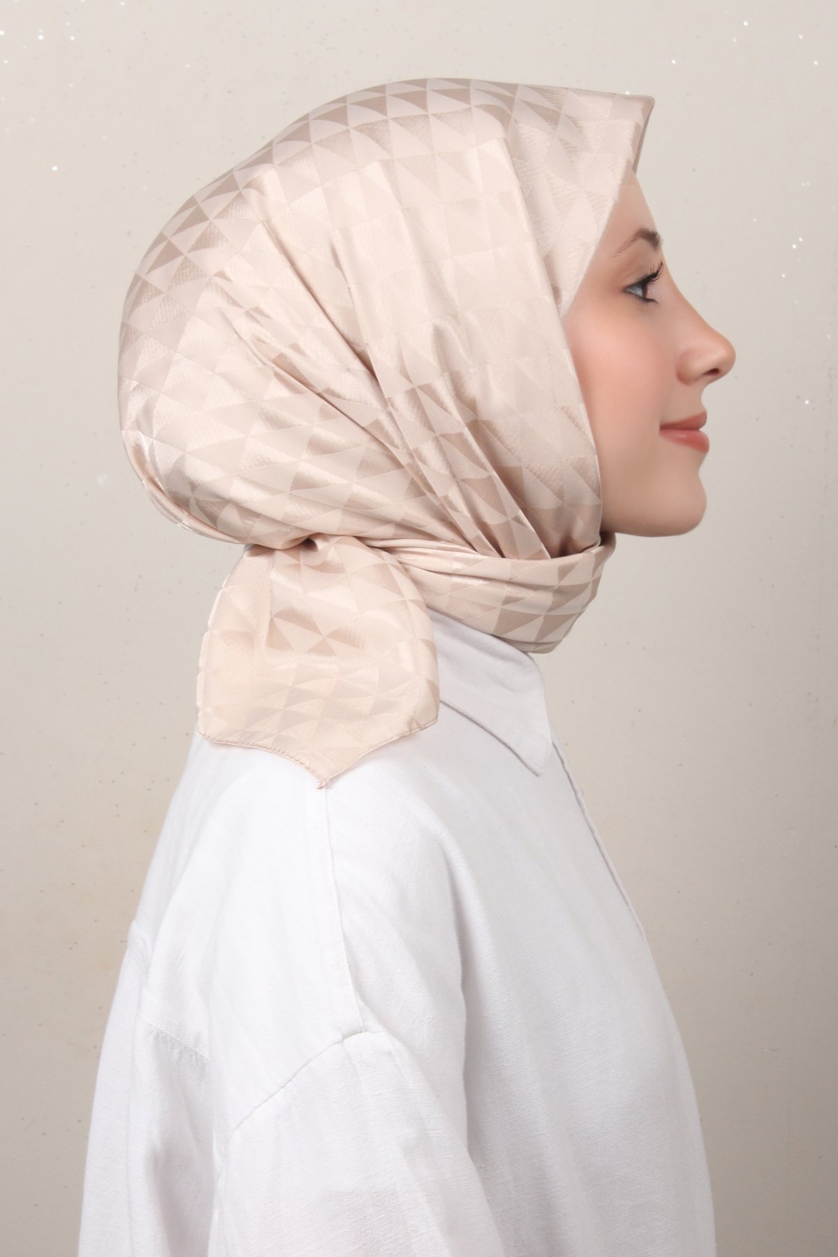 Golden Jakar Eşarp 4138-20 Bej 