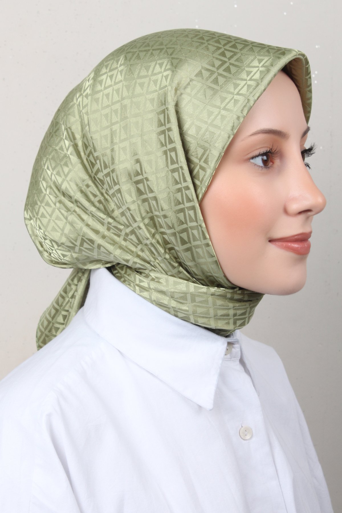 Golden Jakar Eşarp 4139-19