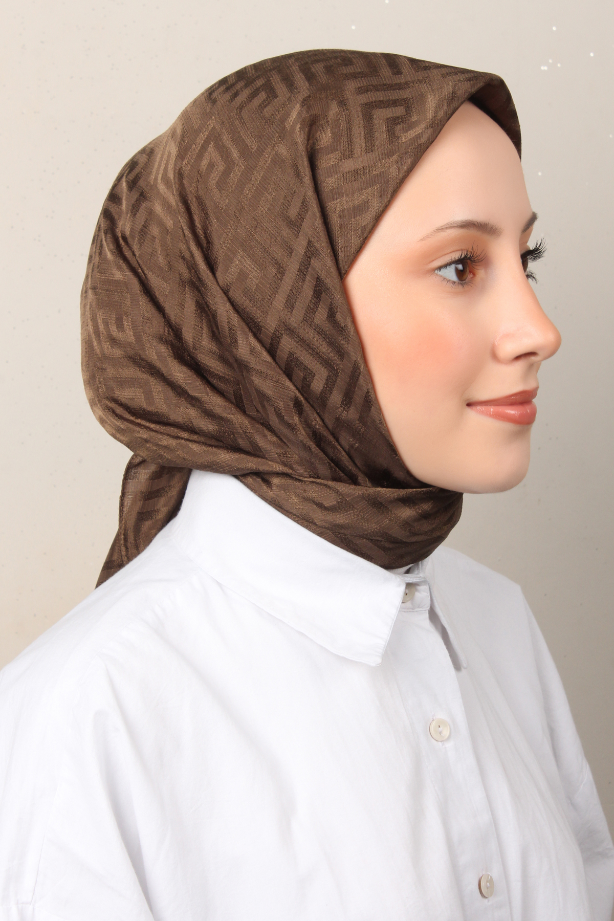 Golden Jakar Eşarp 4202-10