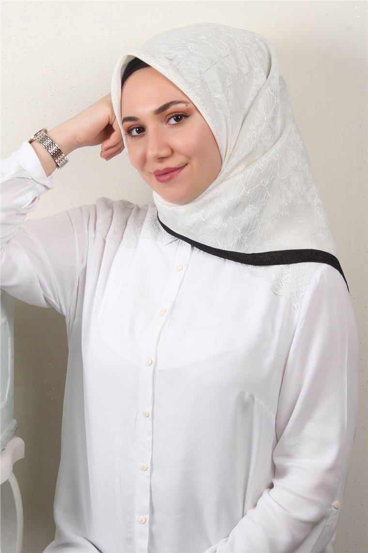 İpeksi Monogram Eşarp 8086-18 Beyaz