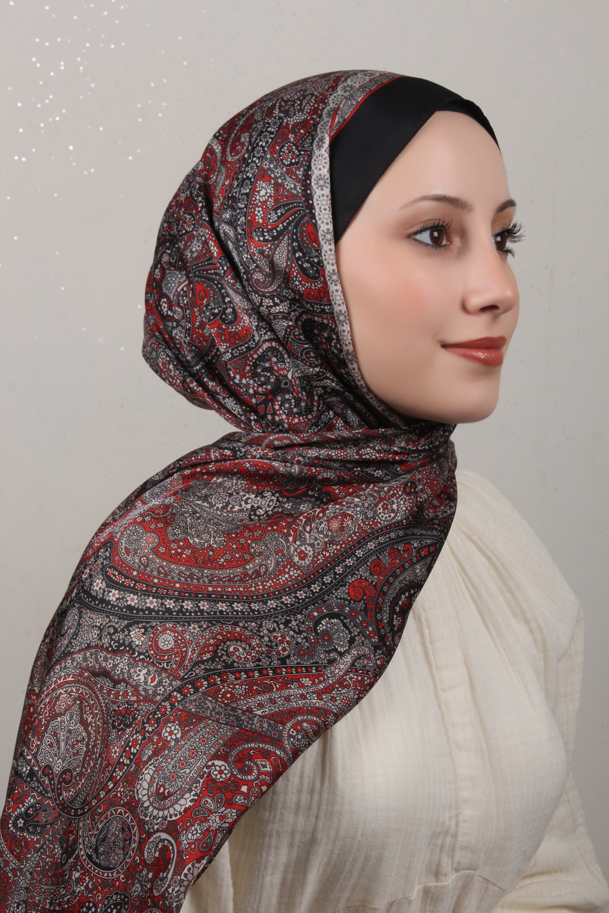 Linda Etnik Desen Şal 1718-20 Siyah-Kırmızı 