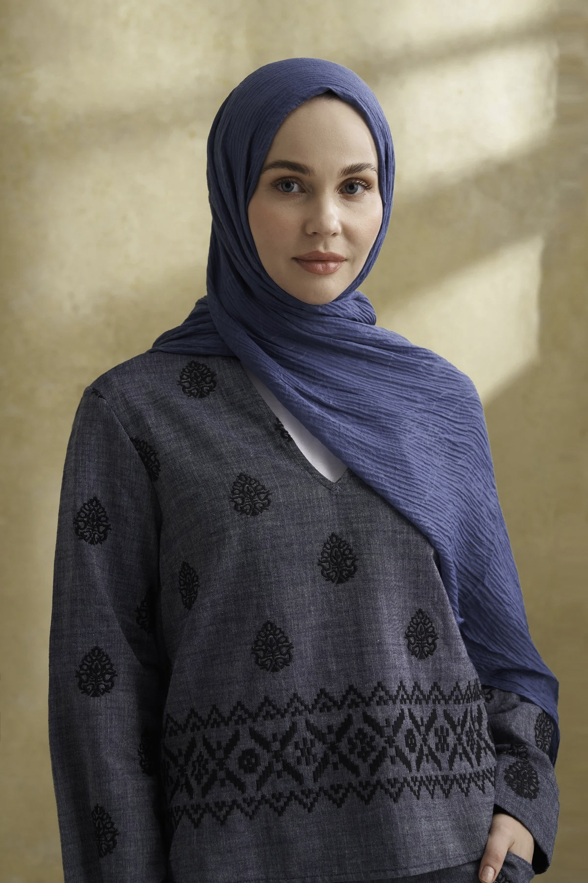 Müslin Yaprak Desen Şal 3351-520 İndigo 