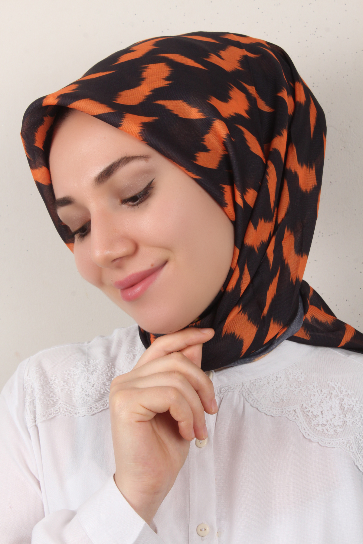 Nirvana Soft Eşarp 3348-14 Siyah-Turuncu