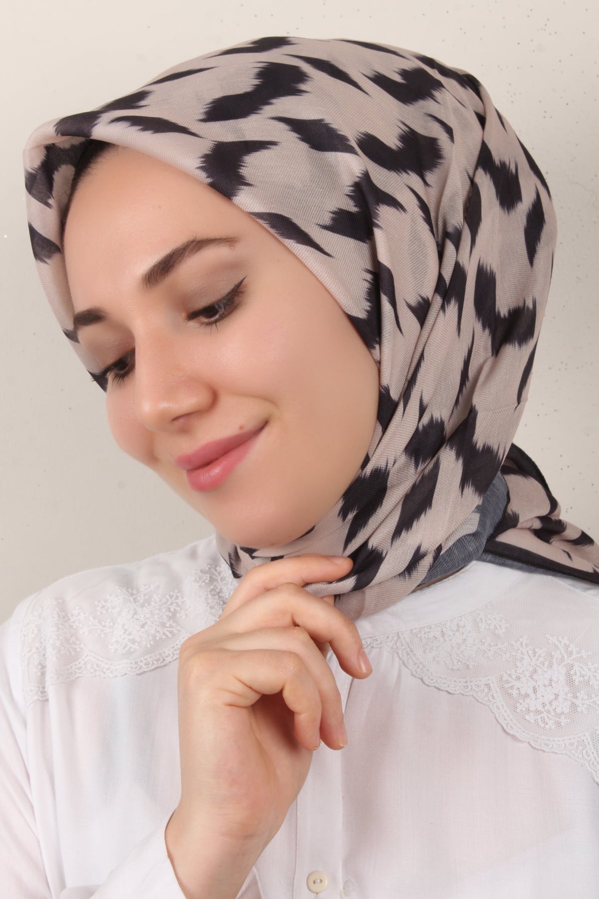 Nirvana Soft Eşarp 3348-19 Siyah-Bej