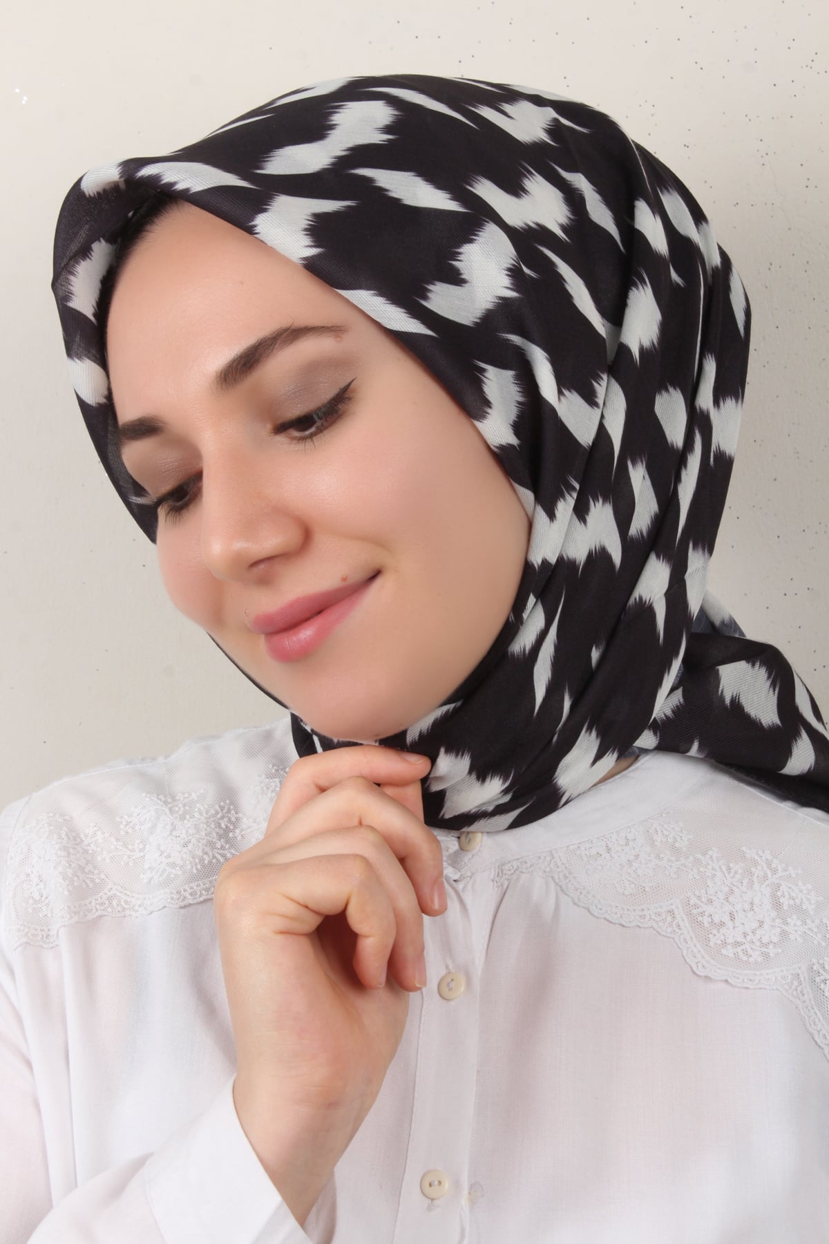 Nirvana Soft Eşarp 3348-24 Siyah-Beyaz