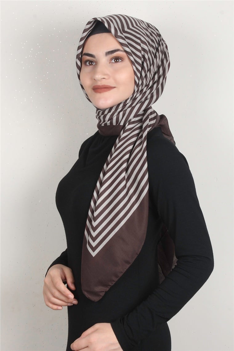 Pamuklu 140x140 Cm Eşarp  1070-62 Kahverengi