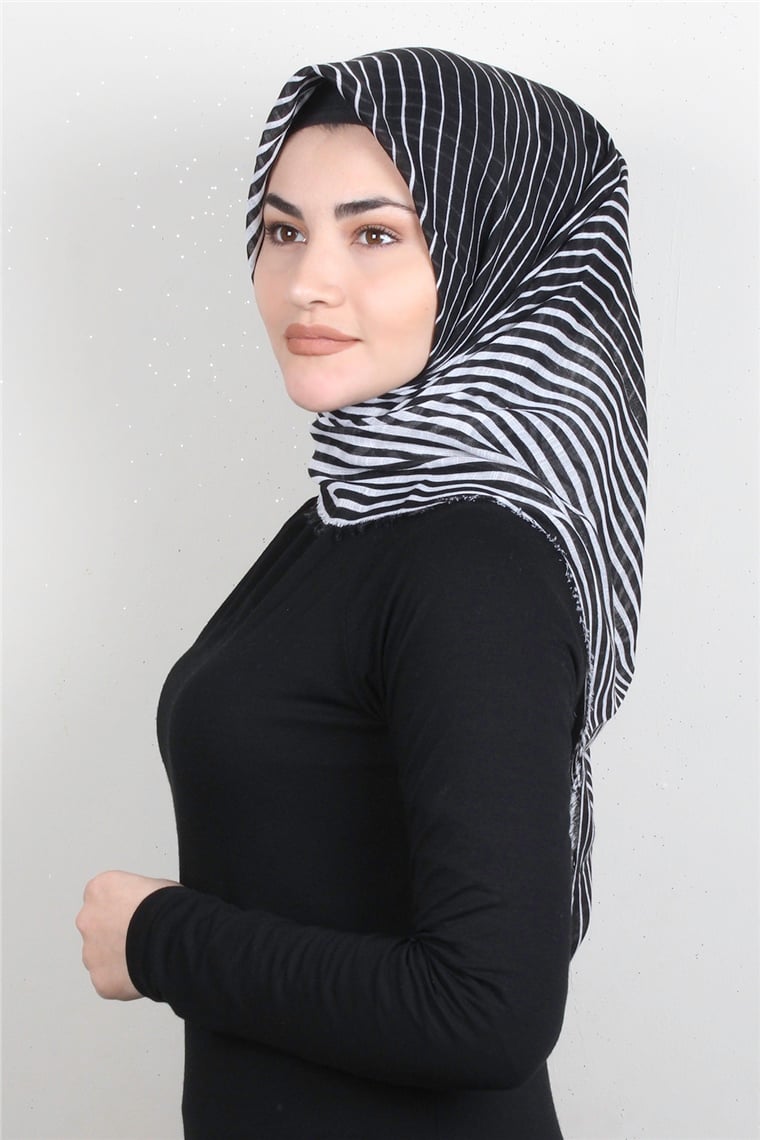 Pamuklu Trend Eşarp 9931-3 Siyah-Beyaz