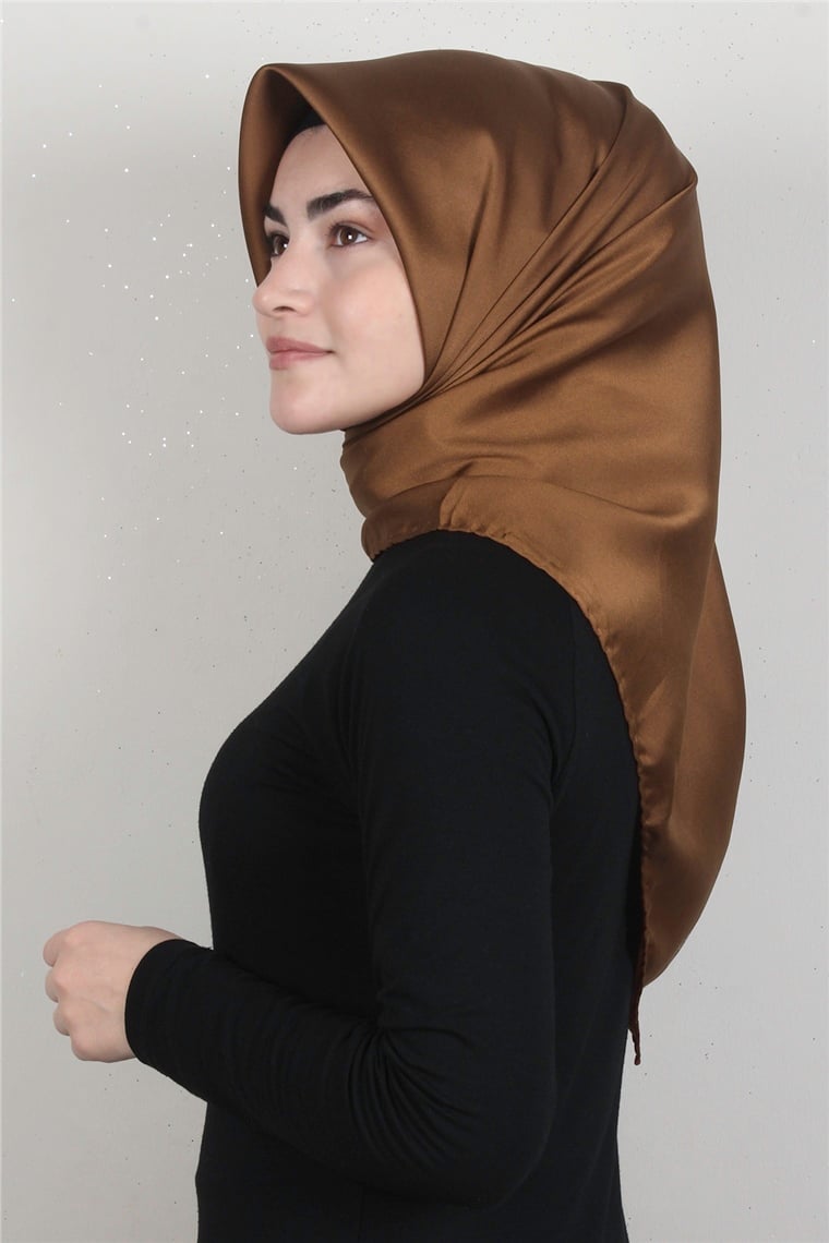 Piramit Düz Renk Eşarp 1340-24 Karamel