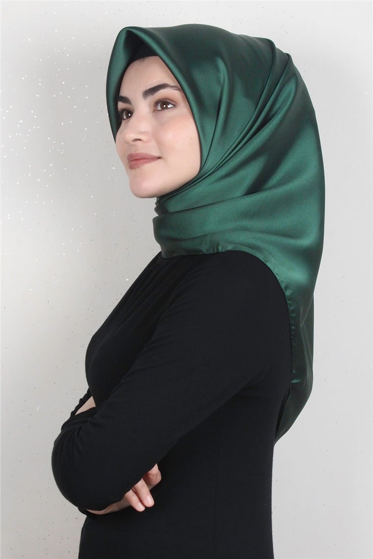 Piramit Düz Renk Eşarp 1340-64 Zümrüt