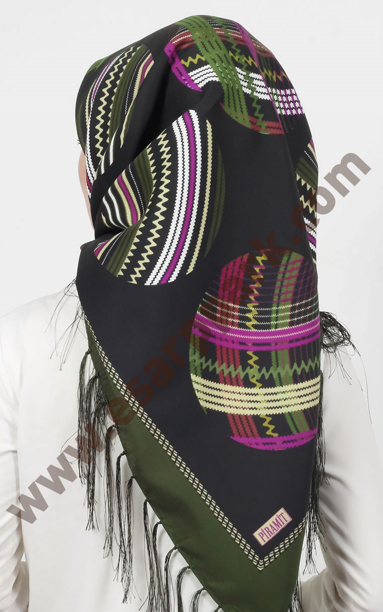 Piramit Püsküllü Eşarp 111-0023-03