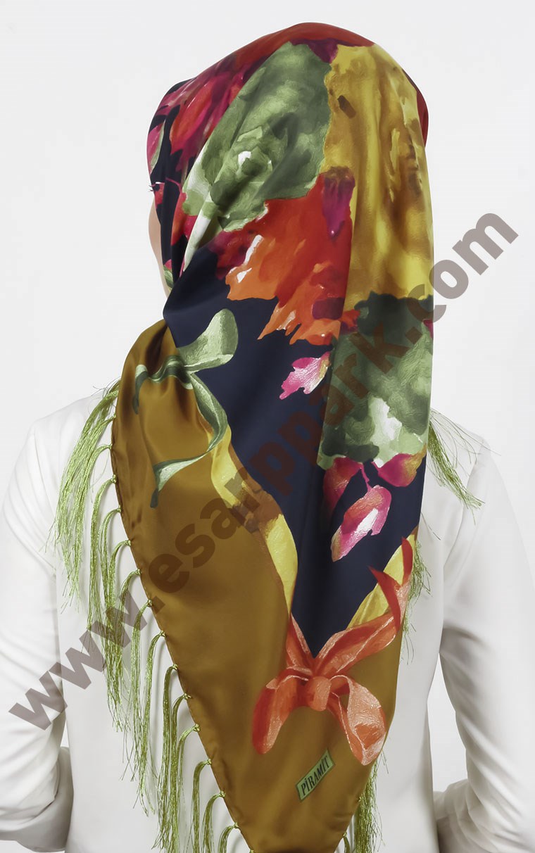 Piramit Püsküllü Eşarp 111-0023-15