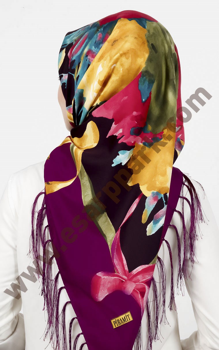 Piramit Püsküllü Eşarp 111-0023-17