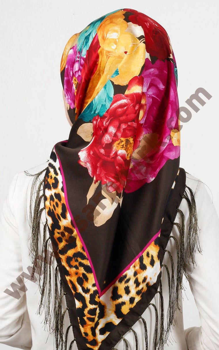 Piramit Püsküllü Eşarp 111-0023-29