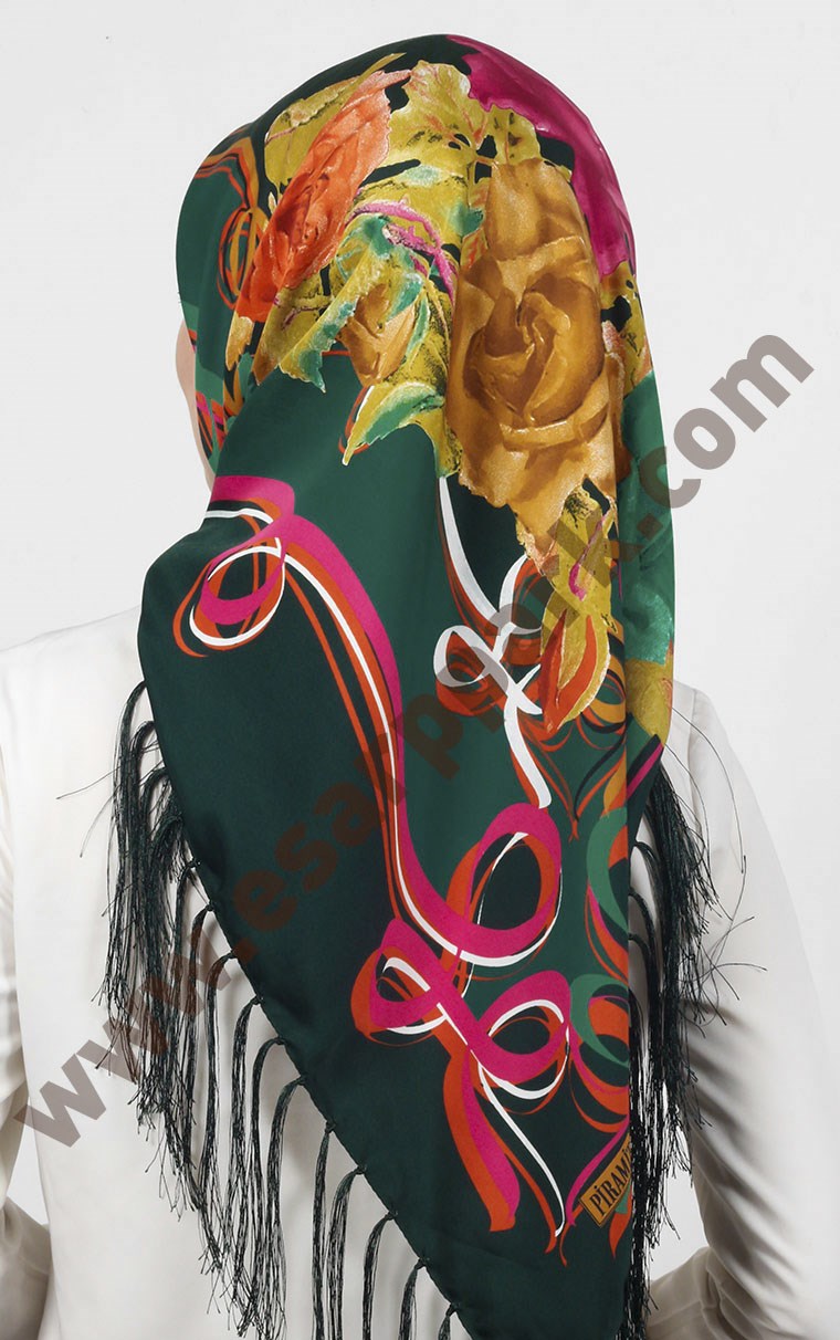 Piramit Püsküllü Eşarp 111-0023-44