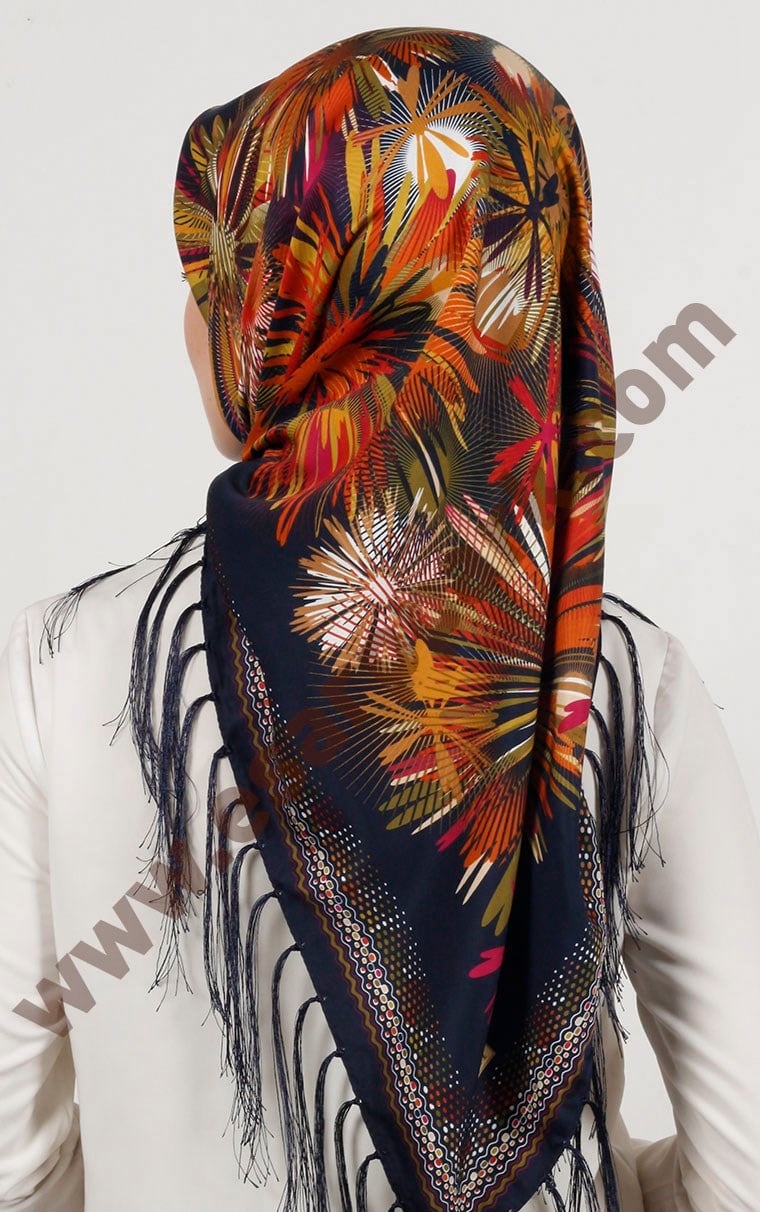 Piramit Püsküllü Eşarp 111-0023-67