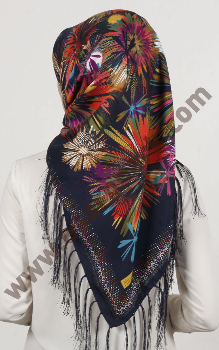 Piramit Püsküllü Eşarp 111-0023-84