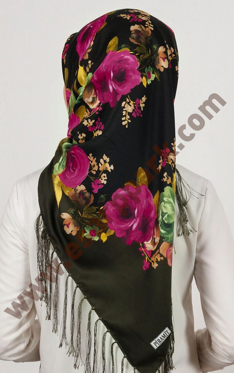Piramit Püsküllü Eşarp 111-0023-88