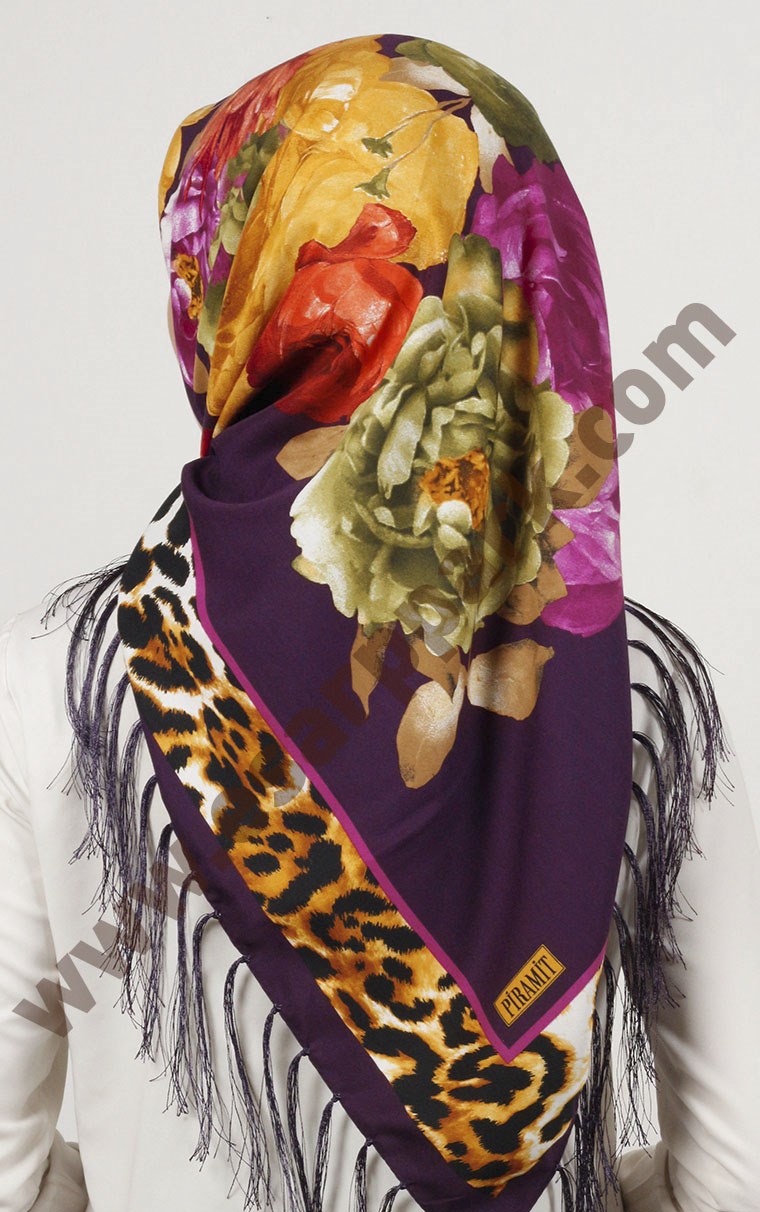 Piramit Püsküllü Eşarp 111-0023-96