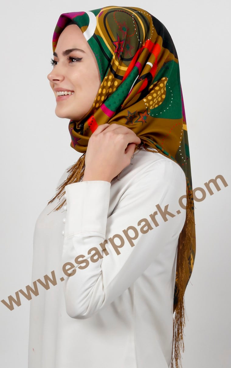 Piramit Püsküllü Eşarp 111-0024-04