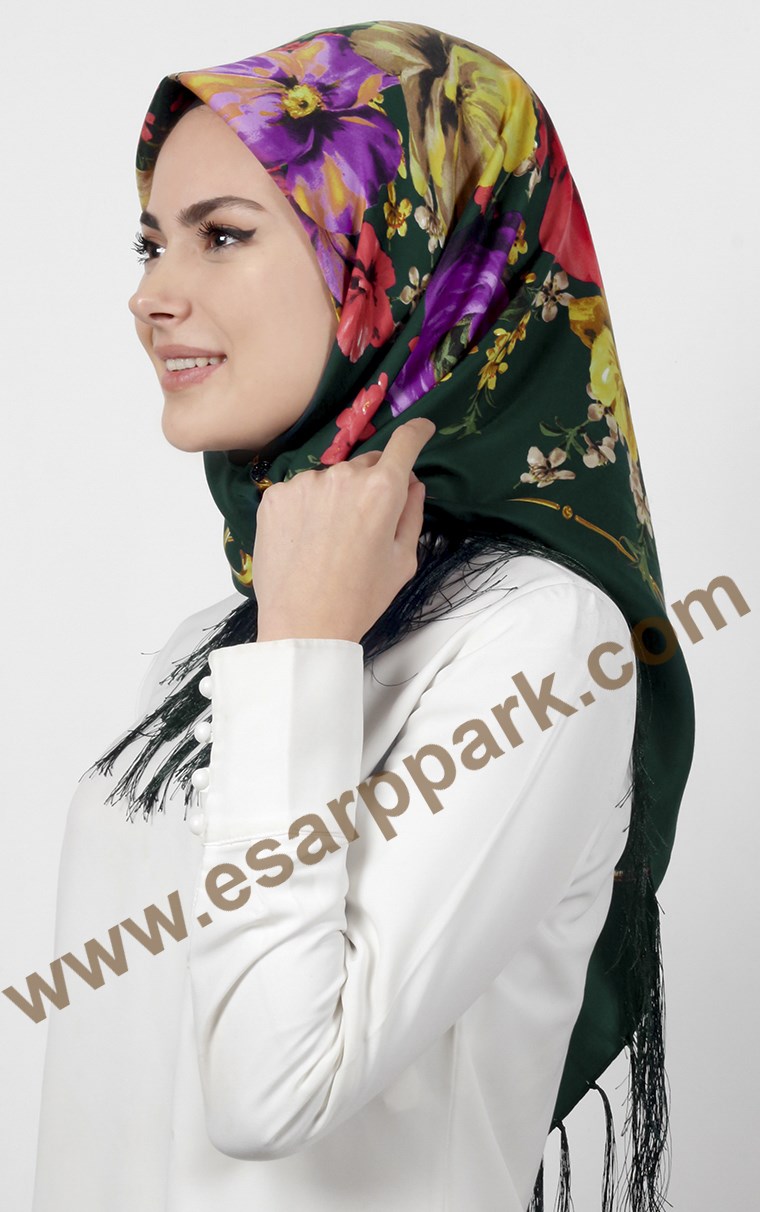 Piramit Püsküllü Eşarp 111-0024-08
