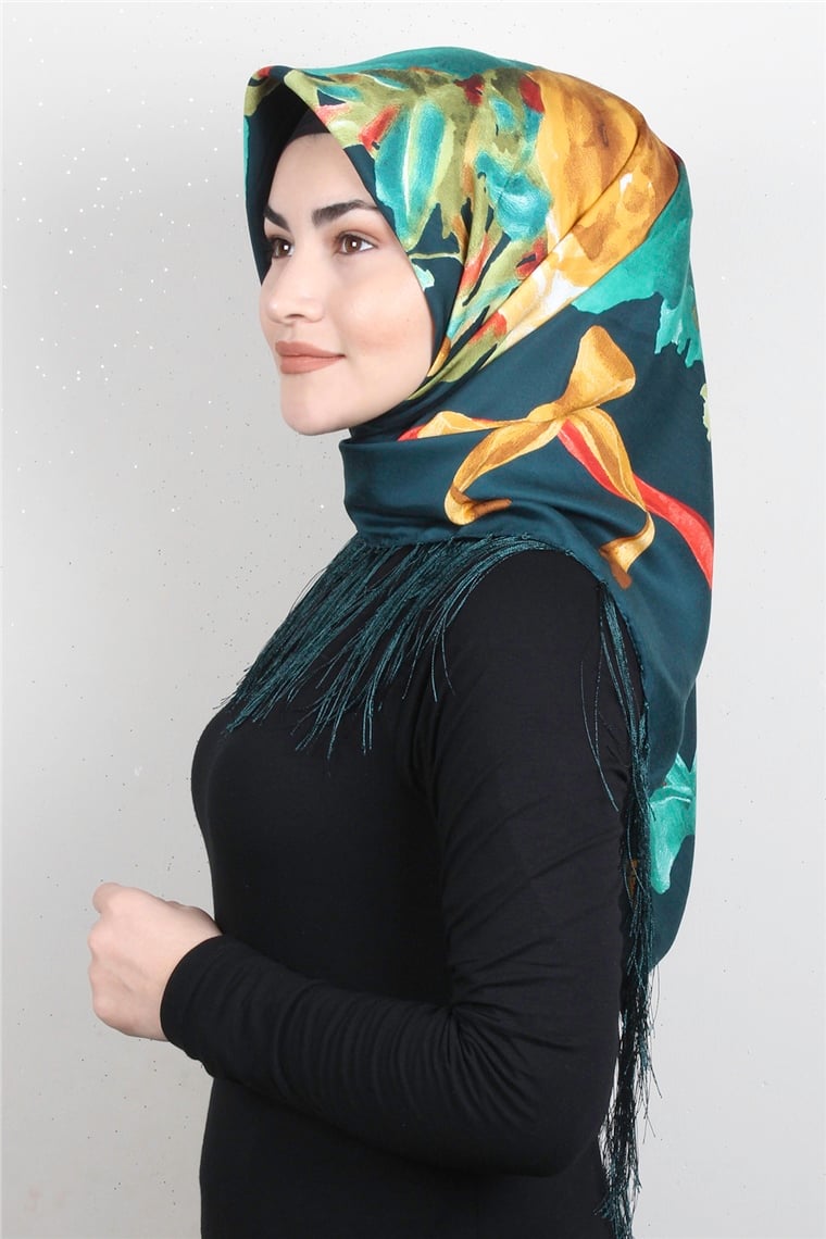 Piramit Püsküllü Eşarp 111-0076 Yeşil