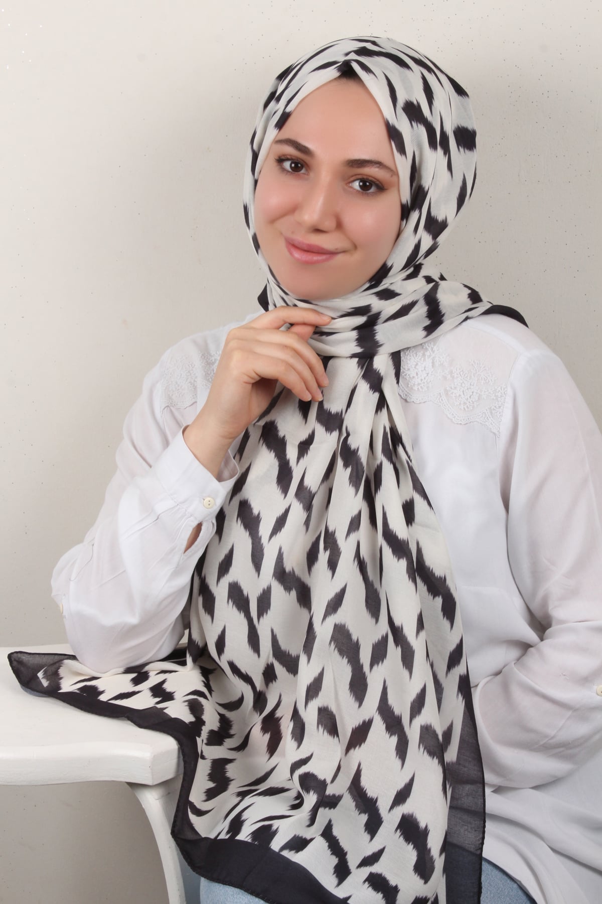 Soft Touch Şal 2776-16 Siyah-Ekru
