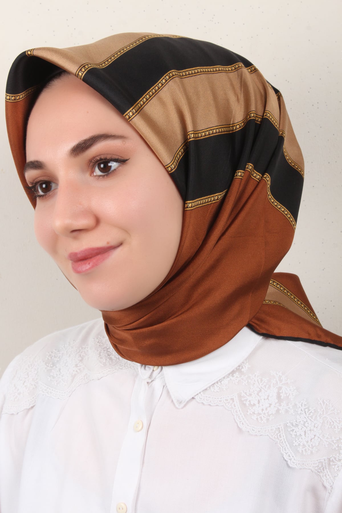 Vissona İpek Eşarp 2024-639