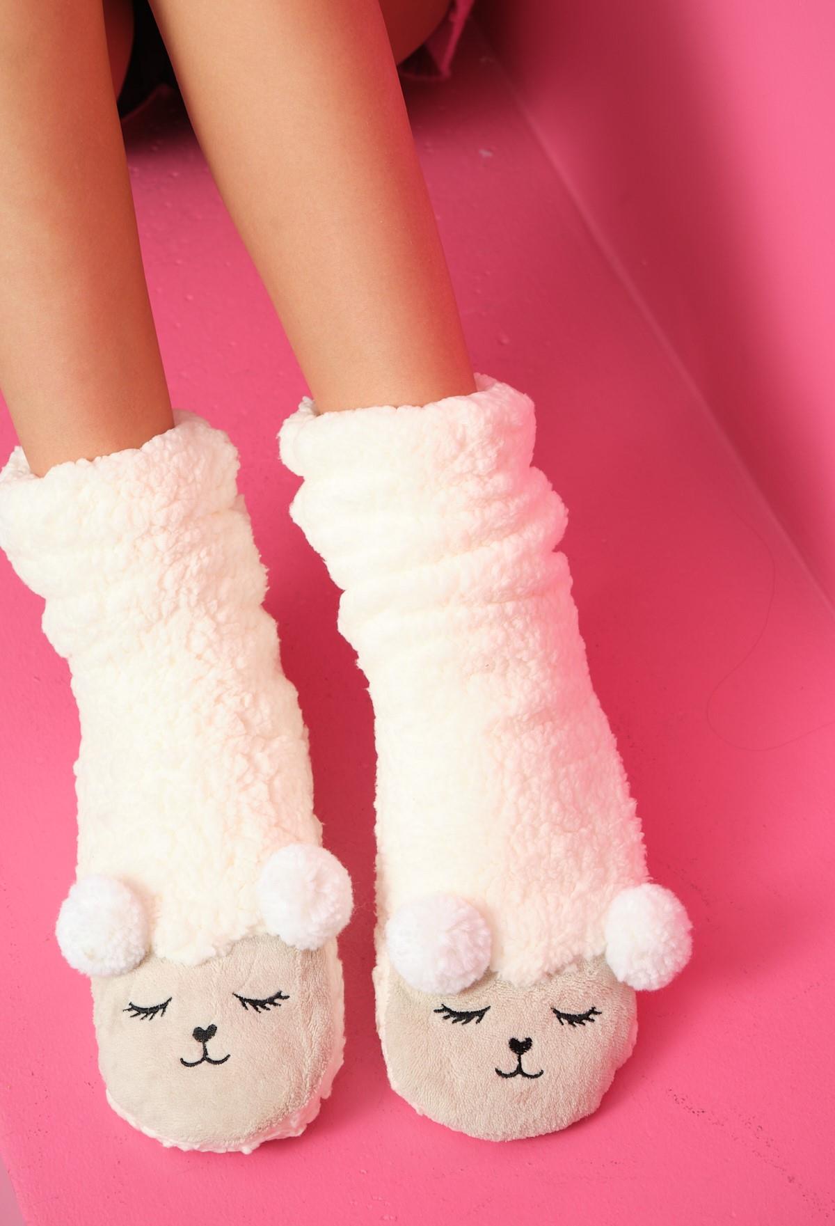 PONPON PELUŞ ÇORAP(36-40 NUMARA) KEMİK