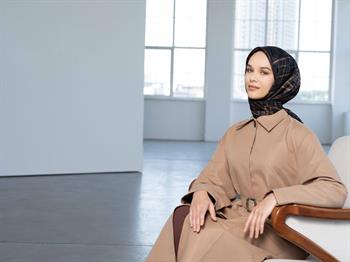 Armine İpek Eşarp 2025 Kış - 9258-02 Siyah Gold Twill