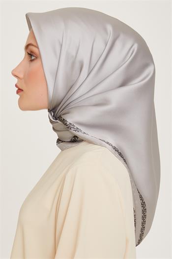 Armine İpek Eşarp 2025 Kış - 9260-04 Açık Gri Sura