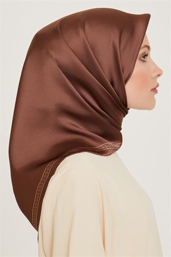 Armine İpek Eşarp 2025 Kış - 9261-33 Koyu Kahve Sura